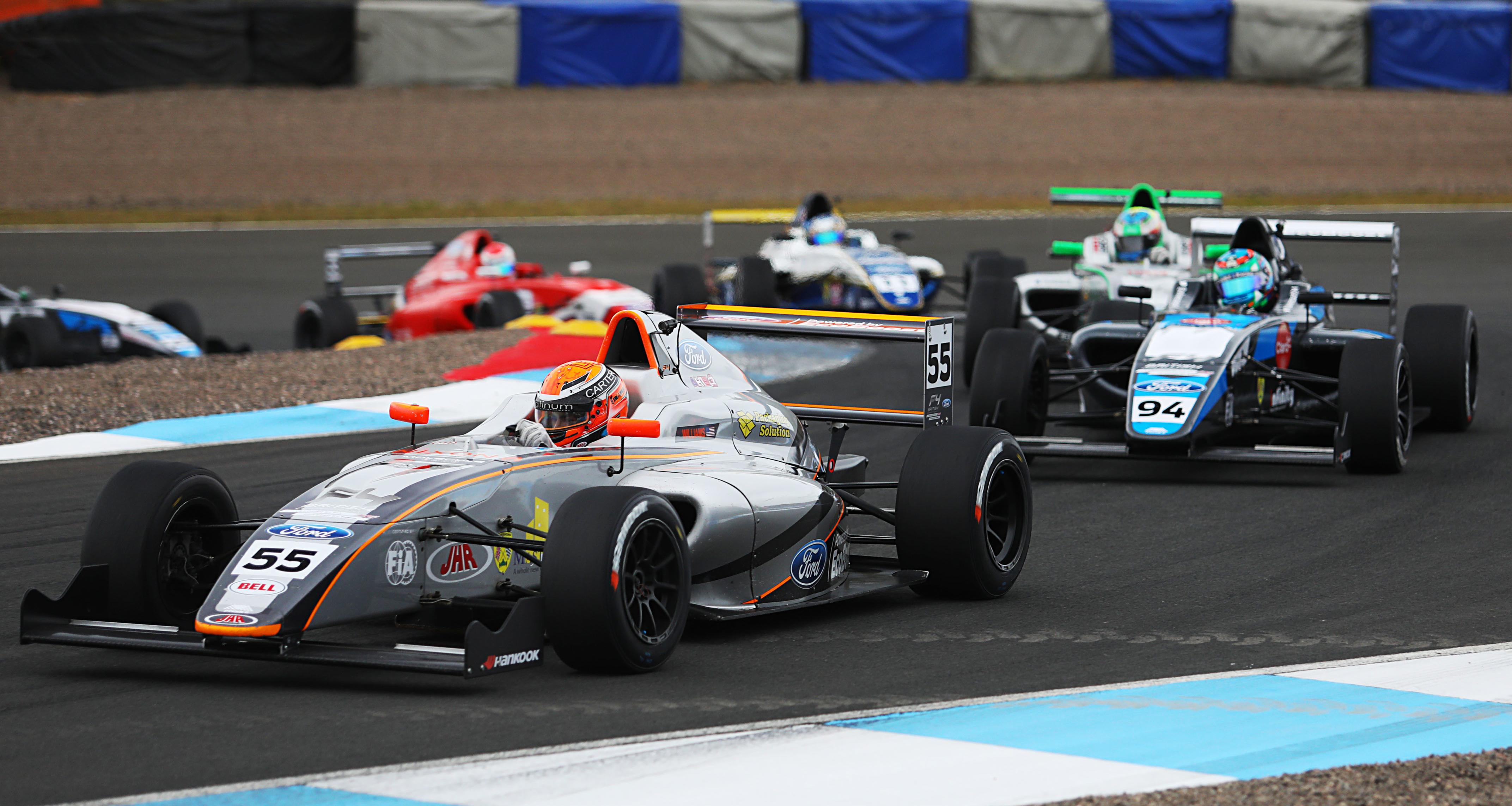 BRSCCBRITISH F4 TITLE RACE HOTS UP FURTHER AFTER THRILLING KNOCKHILL